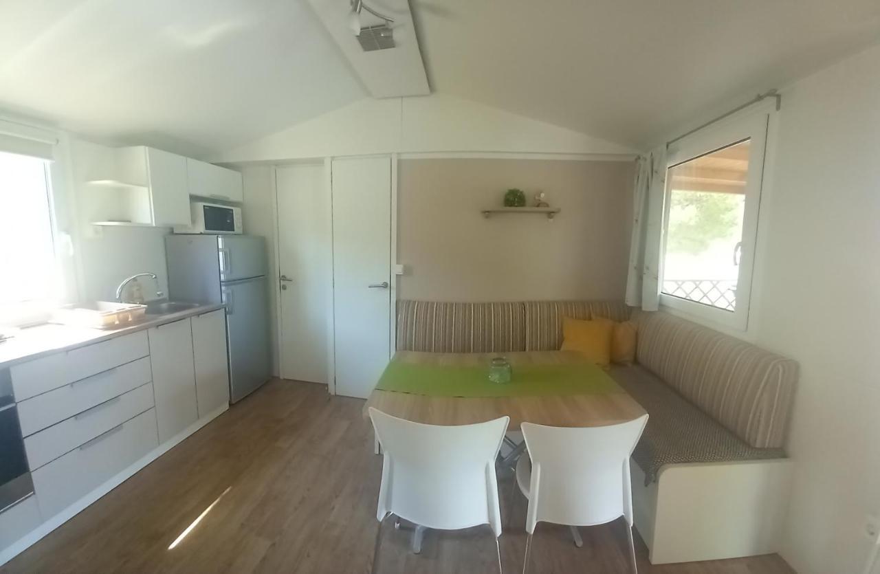 Mobile Homes Seashell Jezera Exterior photo